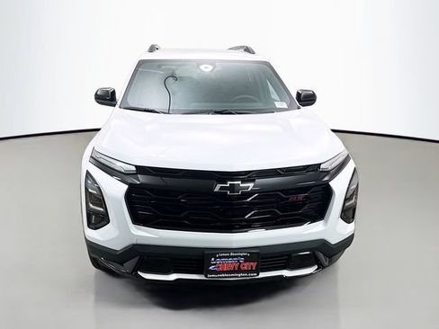 New 2026 Chevrolet Equinox RS w/ Convenience Package III FWD image 2