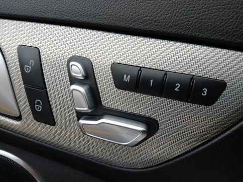 Used 2017 Mercedes-Benz SLC 43 AMG image 17