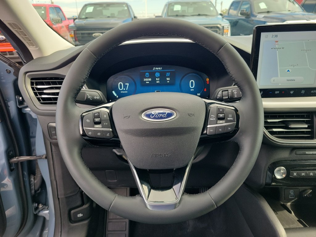 Certified 2023 Ford Escape Platinum AWD/4WD image 23