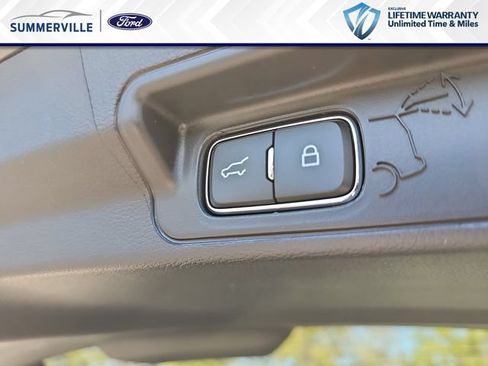 New 2026 Ford Explorer ST-Line w/ ST-Line Street Pack AWD/4WD image 16
