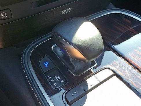 Certified 2022 Lexus LS 500 AWD w/ Interior Upgrade Package image 17