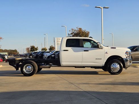 New 2026 RAM 3500 Big Horn image 7