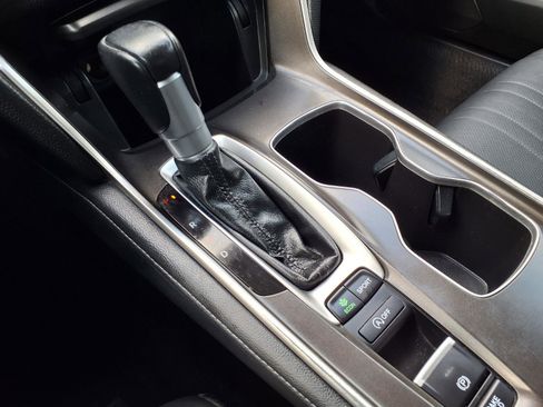 Used 2021 Honda Accord Sport Special Edition image 12