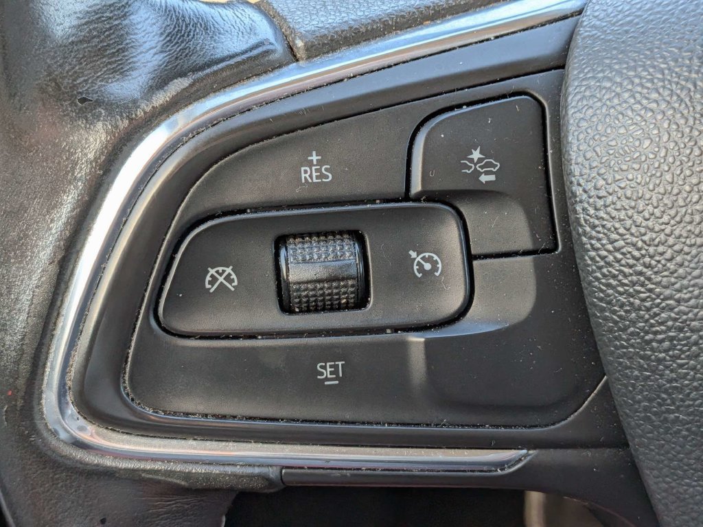 Used 2020 Buick Encore GX Preferred w/ Cold Weather Comfort Package FWD image 23