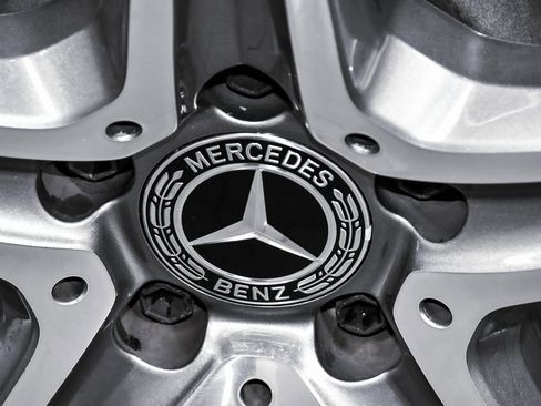 Used 2019 Mercedes-Benz E 450 4MATIC Cabriolet image 96