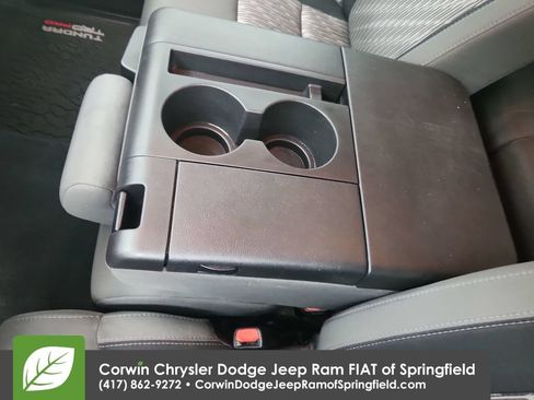 Used 2019 Toyota Tundra SR5 AWD/4WD image 29
