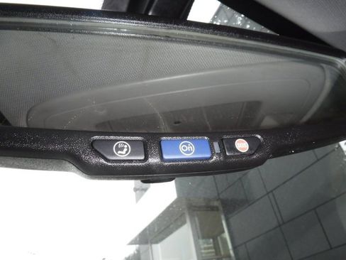 Used 2018 Chevrolet Silverado 1500 LT w/ All Star Edition image 29