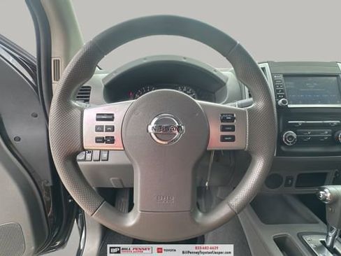 Used 2019 Nissan Frontier SV image 15