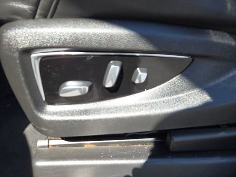 Used 2020 Cadillac Escalade ESV Luxury image 5