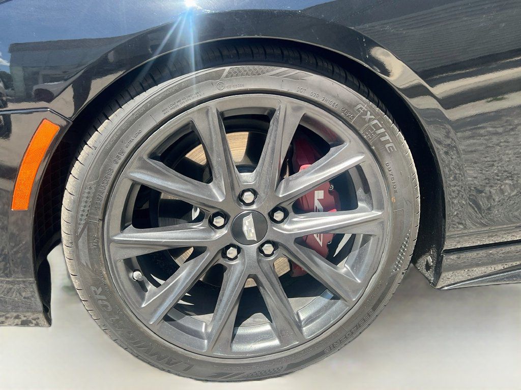 Used 2023 Cadillac CT4 V RWD image 30