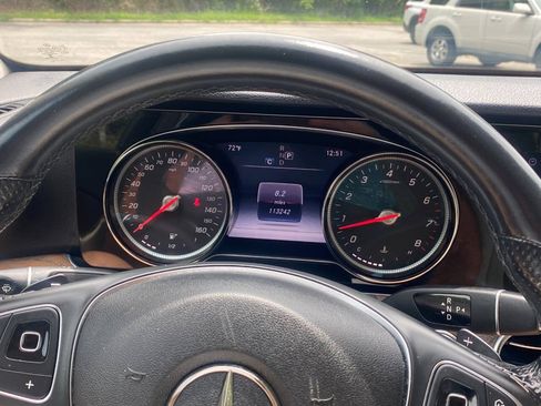 Used 2018 Mercedes-Benz E 300 image 23