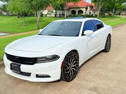 Used 2017 Dodge Charger SXT w/ Plus Group