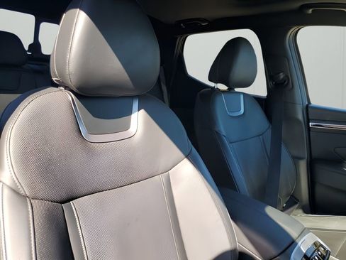 Used 2022 Hyundai Santa Cruz Limited image 15