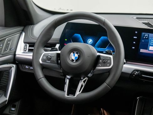 New 2026 BMW X1 xDrive28i w/ M Sport Package image 12