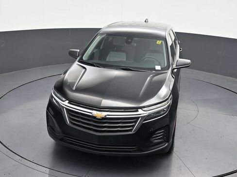 Used 2023 Chevrolet Equinox LS FWD image 24