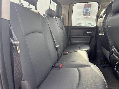 Used 2012 RAM 1500 Laramie RWD image 10