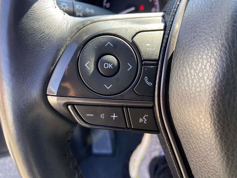 Used 2023 Toyota Camry SE w/ Convenience Package image 32