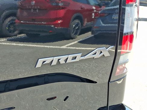 Certified 2023 Nissan Frontier PRO-4X w/ Pro-4X Premium Package image 32