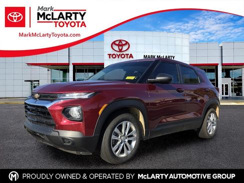 Used 2022 Chevrolet TrailBlazer LS FWD image 1