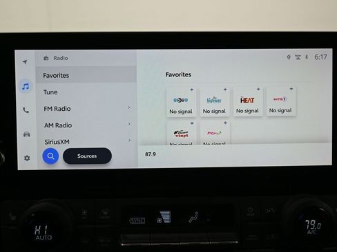 Used 2024 Toyota Grand Highlander XLE image 14