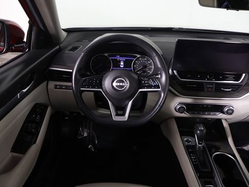 Used 2023 Nissan Altima 2.5 SL FWD image 35