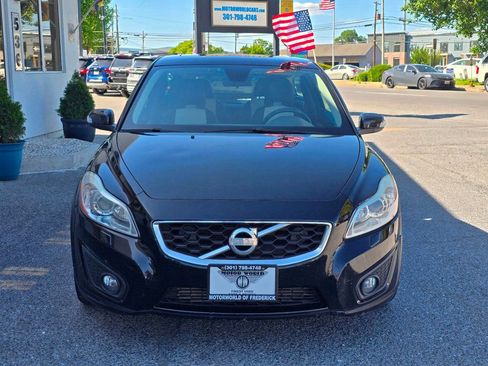 Used 2011 Volvo C30 T5 FWD image 2