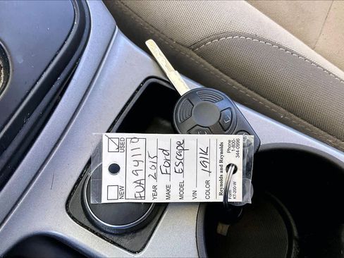 Used 2015 Ford Escape SE w/ Equipment Group 201A image 14