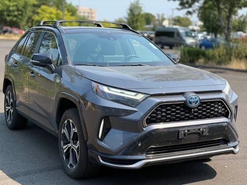 Used 2023 Toyota RAV4 XSE w/ Premium Package AWD/4WD image 7