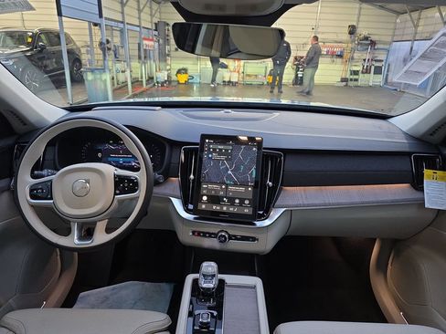 New 2026 Volvo XC90 B6 Ultra w/ Protection Package image 9