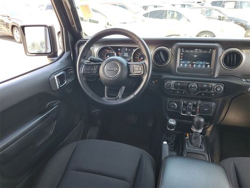 Used 2021 Jeep Wrangler Unlimited Sport image 10