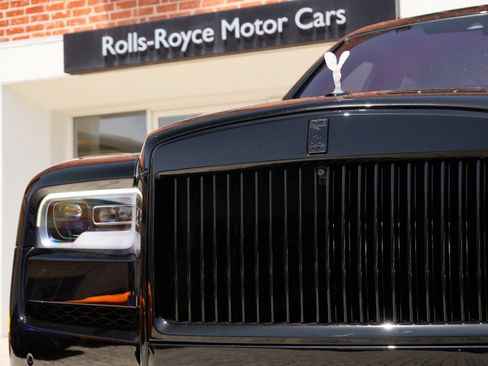 Used 2022 Rolls-Royce Cullinan AWD/4WD image 24