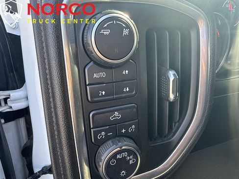 Used 2019 Chevrolet Silverado 1500 LT w/ Texas Edition AWD/4WD image 26