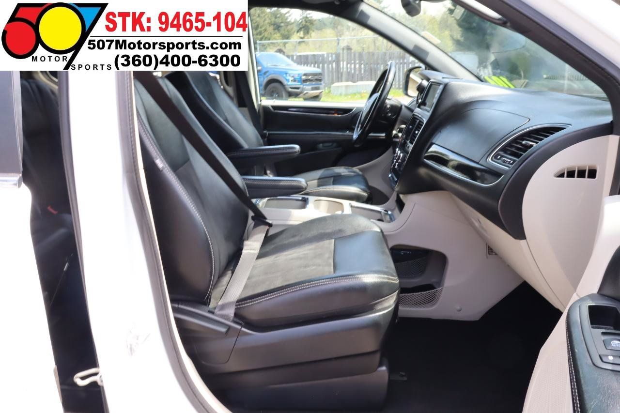 Used 2019 Dodge Grand Caravan SXT FWD image 20