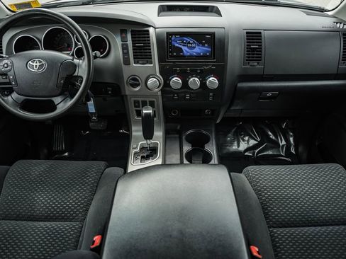 Used 2010 Toyota Tundra 4x4 CrewMax image 29