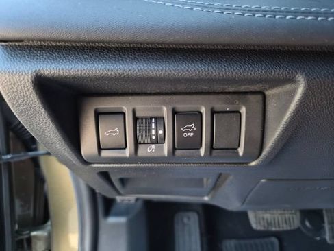 Used 2020 Subaru Outback Limited w/ Popular Package #2 AWD/4WD image 19