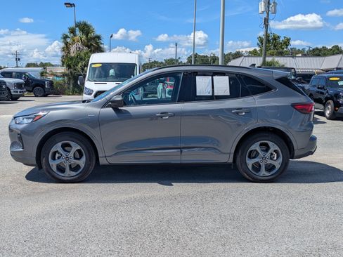 Used 2023 Ford Escape ST-Line w/ Tech Pack #1 AWD/4WD image 7