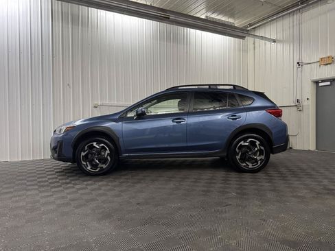 Used 2022 Subaru Crosstrek 2.5i Limited w/ Moonroof Package 2 AWD/4WD image 2