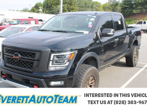 Used 2020 Nissan Titan PRO-4X w/ Pro-4x Convenience Package AWD/4WD image 1