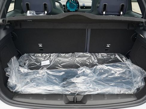 New 2026 MINI Cooper 2-Door Hardtop FWD image 14