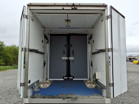 Used 2024 Ford E-350 and Econoline 350 Super Duty w/ Power Windows & Locks Group RWD image 17