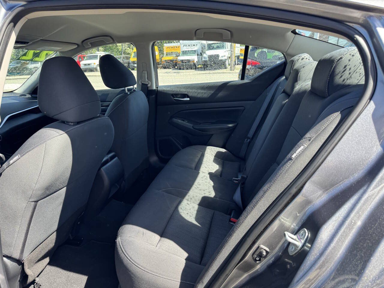 Used 2022 Nissan Altima 2.5 S FWD image 25