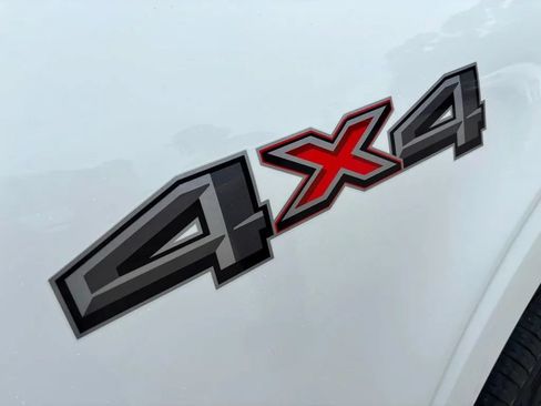 Used 2022 Ford F150 XLT AWD/4WD image 11