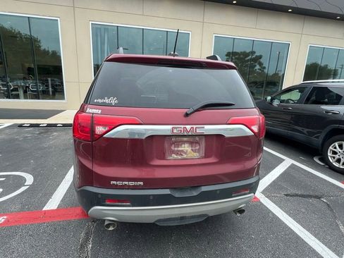 Used 2017 GMC Acadia SLT FWD image 6