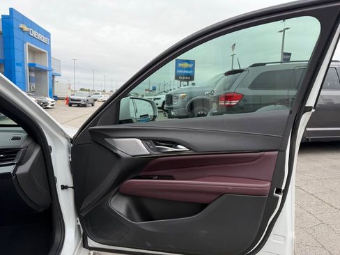 Used 2021 Cadillac CT4 Sport RWD image 11