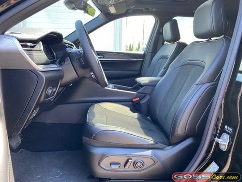 New 2026 Jeep Grand Cherokee Altitude AWD/4WD image 25