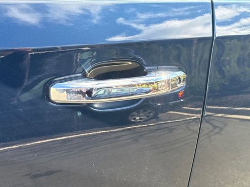 Used 2020 Chevrolet Silverado 1500 LTZ w/ LTZ Plus Package image 15