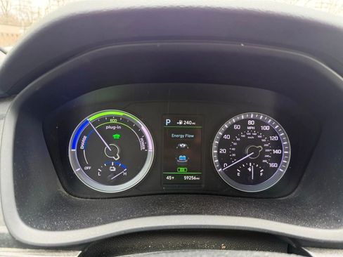 Used 2019 Hyundai Sonata Limited image 14