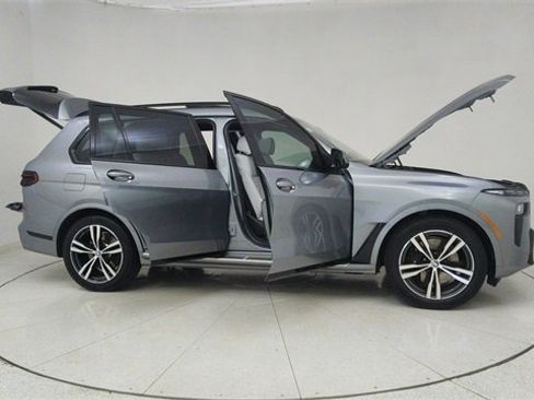 Used 2026 BMW X7 xDrive40i image 77
