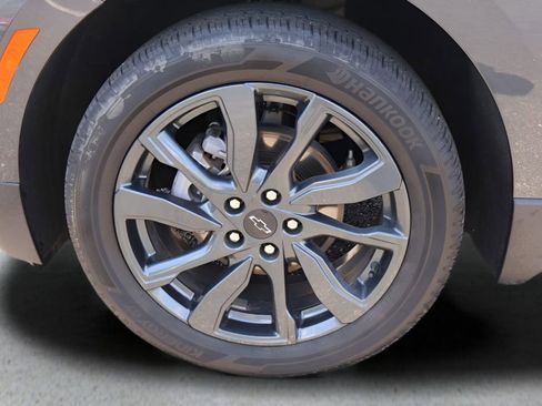 Used 2023 Chevrolet Equinox RS AWD/4WD image 28