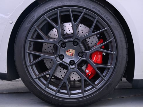 Used 2026 Porsche 911 Carrera GTS image 16